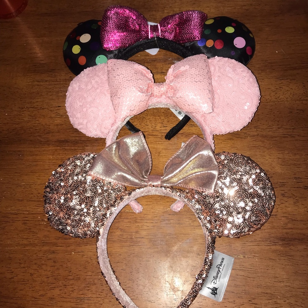 NWOT Disney Minnie Ears - set of three